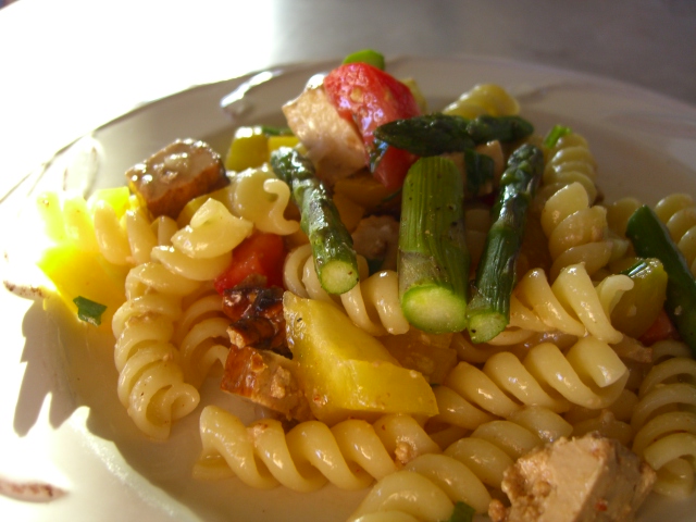Tarragon Pasta with Roasted Asparagus -- Epicurean Vegan